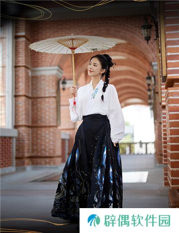 全球唯一！非遗定制！14万顶奢云锦加冕《魔域》新女神